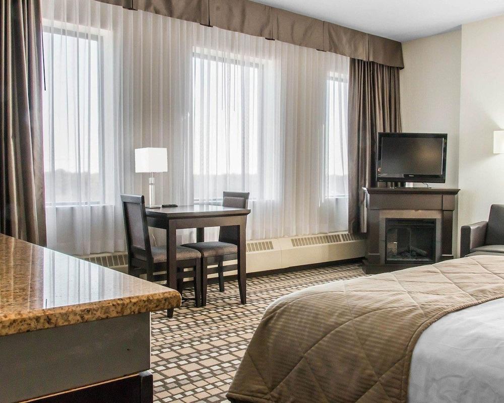 Clarion Hotel&Suites Winnipeg Esterno foto