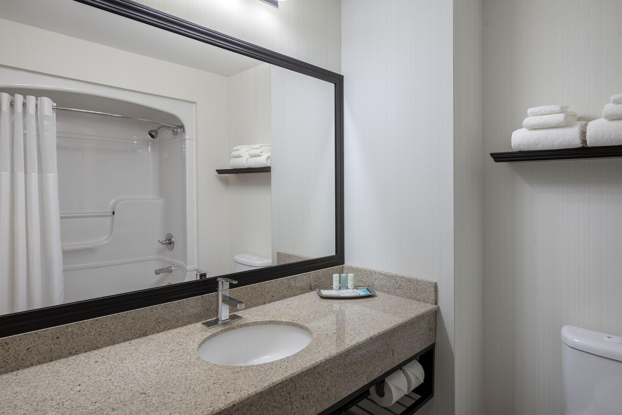 Clarion Hotel&Suites Winnipeg Esterno foto