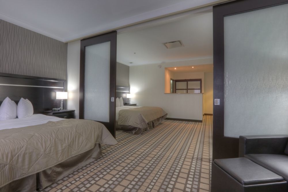 Clarion Hotel&Suites Winnipeg Esterno foto