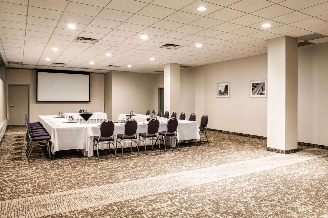 Clarion Hotel&Suites Winnipeg Esterno foto