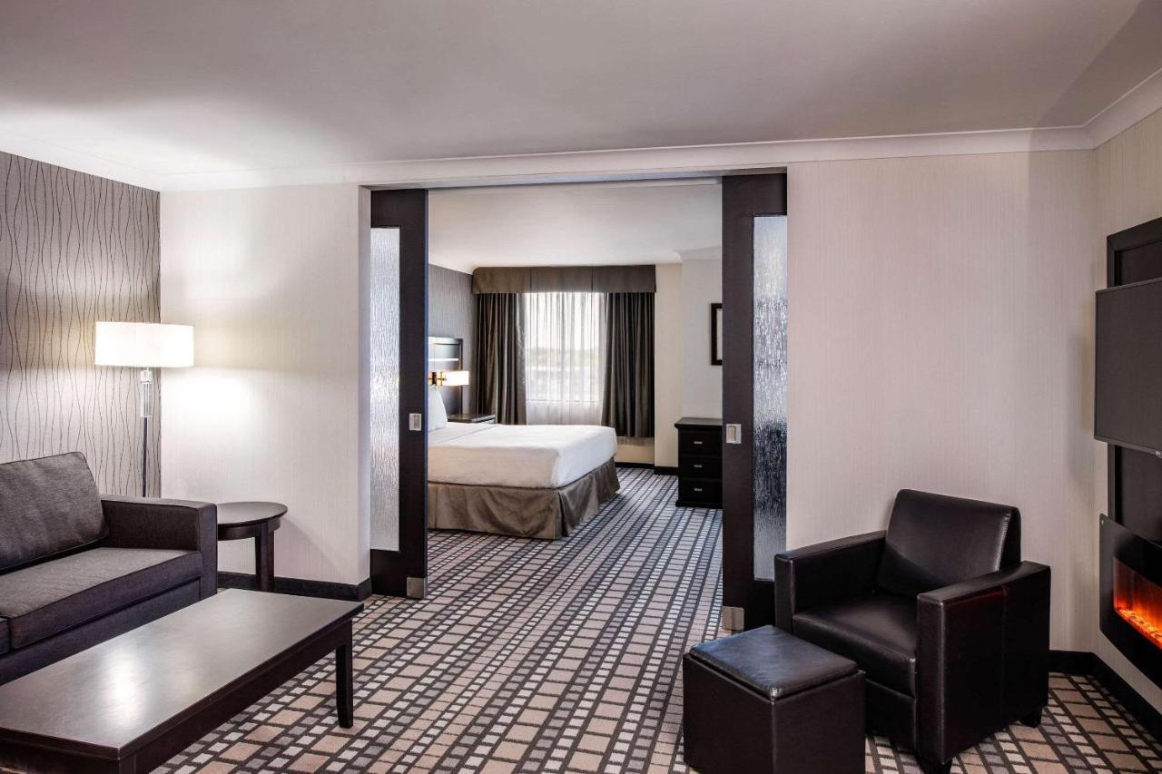 Clarion Hotel&Suites Winnipeg Esterno foto
