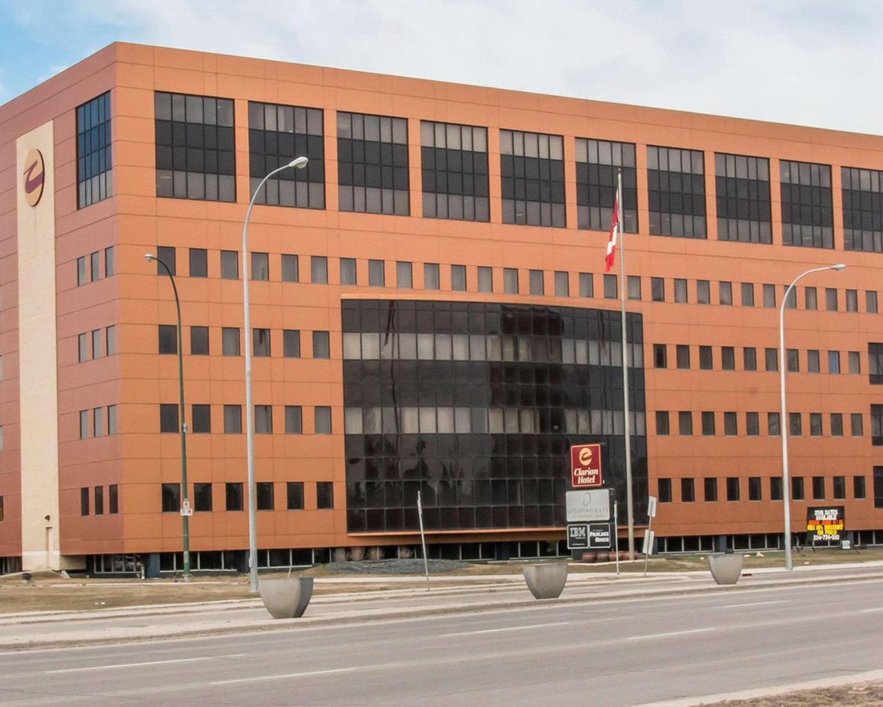 Clarion Hotel&Suites Winnipeg Esterno foto