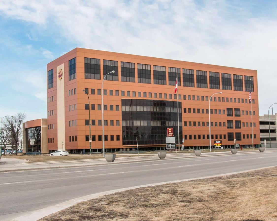 Clarion Hotel&Suites Winnipeg Esterno foto
